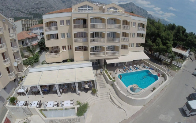 Villa Verica