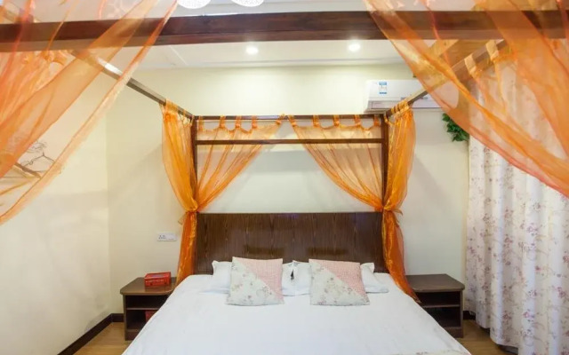 Wuzhen Times Town Theme Inn