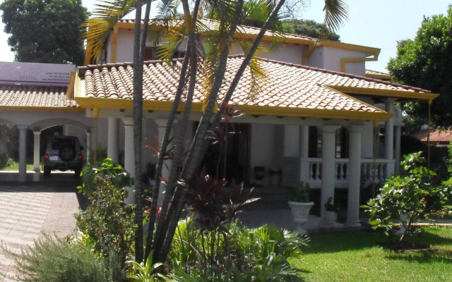 Ross Char Hotel