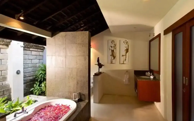 Villa Moyo