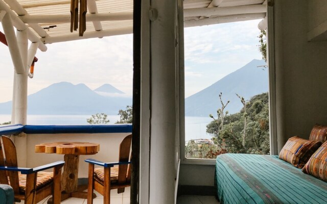 Lush Atitlan