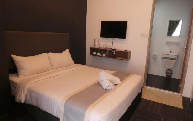 WE Hotel