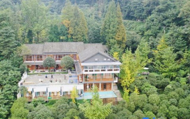 Yunyin Qingcheng Hot Spring Resort Hotel