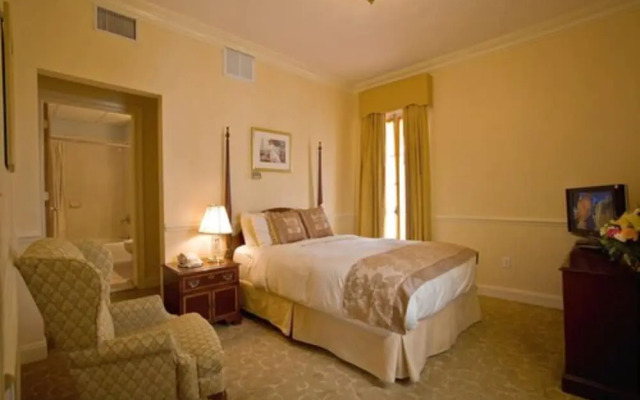 Hotel Alcott