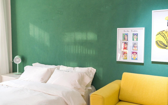 Cactus Space- Sanlitun Artist's Apt