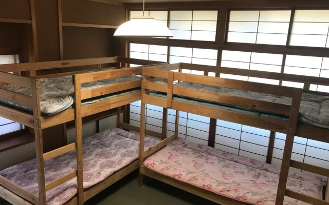Gerobal Hostel