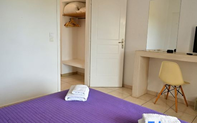 Apartment Sea View BB 3 Guests in a Family Hotel
