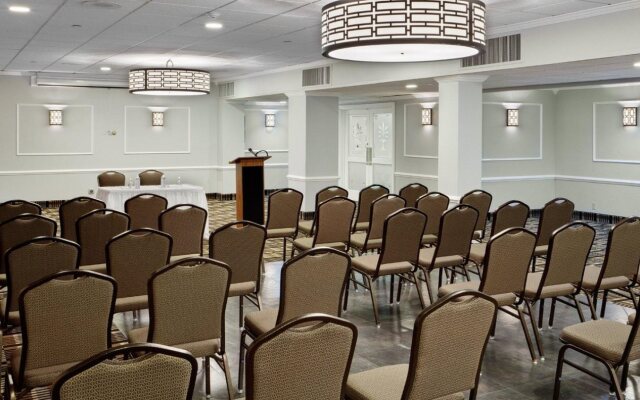 Mitchell Executive Hotels-Fort Lee