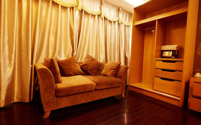 Sunny Private Apt Of Grand Continental