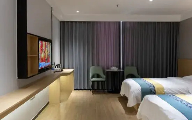 Longhai Shanghao Huating Holiday Hotel