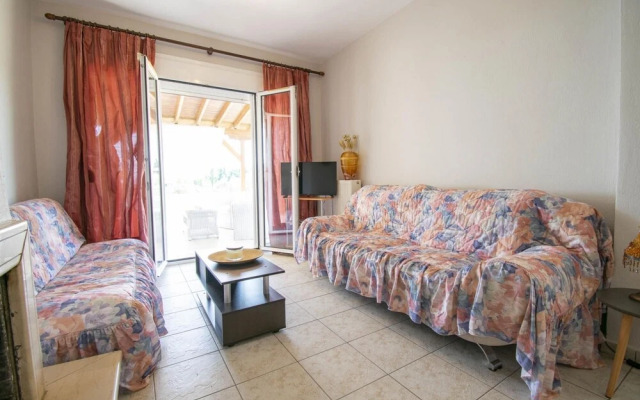 Aurora Sea View Maisonette by Travelpro Serv