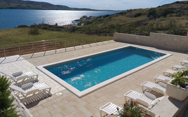 Poolhouse - Close to the sea - A4