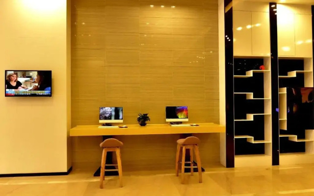 Lavande Hotel Neijiang Hanan Avenue