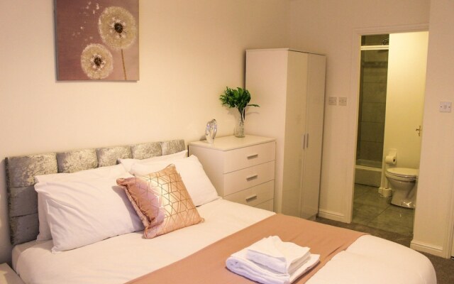 Dockside Liverpool Luxury Apartment