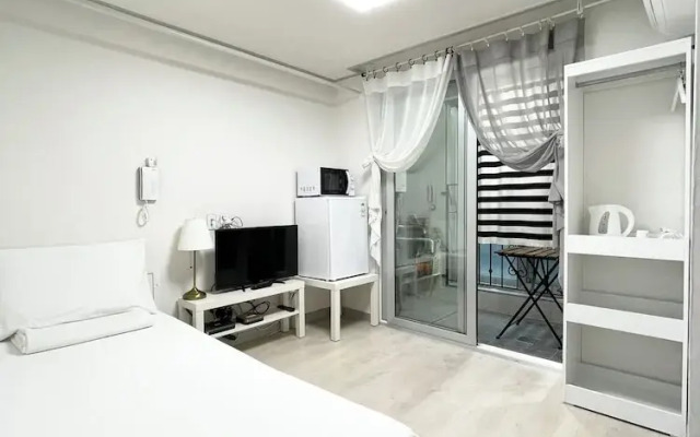 Incheon airport W Premium guesthouse
