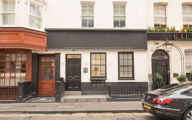 Lovely 1 Bed Apartment In Soho
