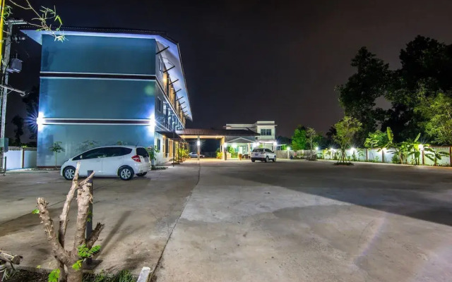 Nawaporn Resort
