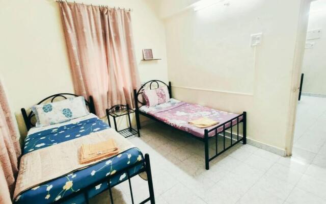 Prime Location-2mnts Baga-calagt Beach-Lovly House