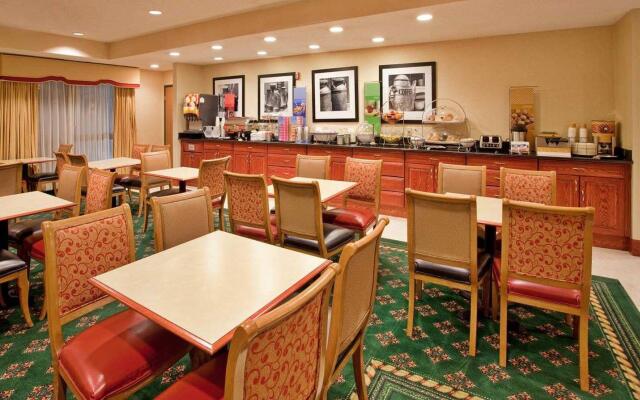 Hampton Inn Houston/Stafford