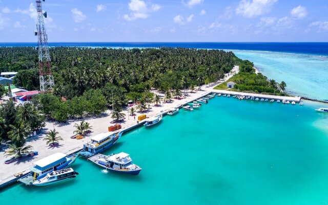 Relax Residence Thoddoo Maldives