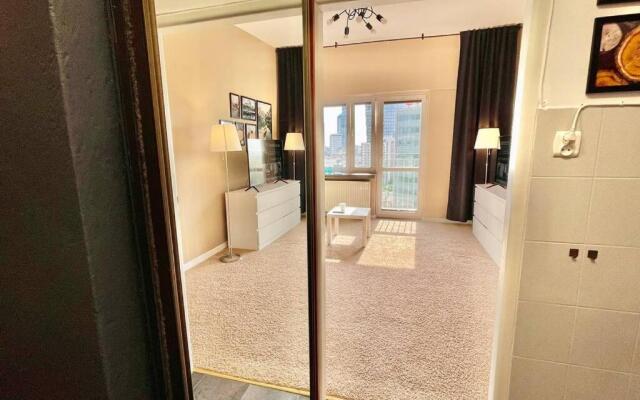 AirCondition GREEN 2, 2xMetro WiFi 50’TV Netflix HBO AppleTV