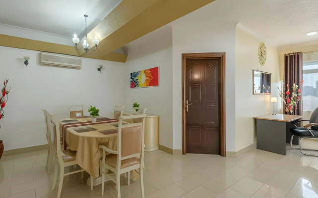 Hotel Raha Tower