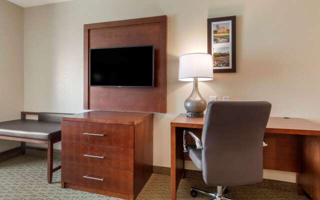 Comfort Inn & Suites Euless DFW West