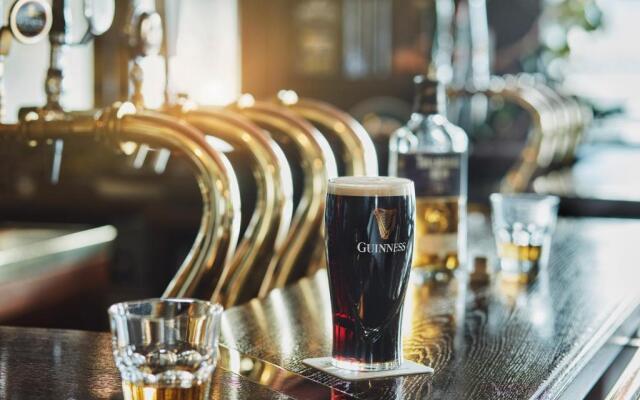 Hajo's Germania Lodge & Irish Pub