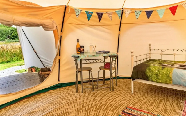 Bell Tent in North Devon, No Deposit