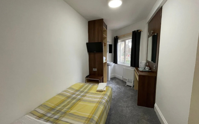 Gainsborough Lodge