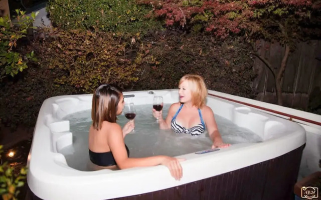Large Groups-seq Parks Coast Wineries Skiing