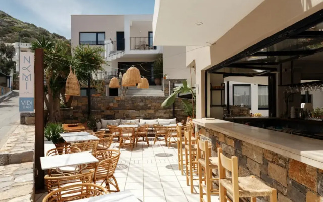 Nami Hotel & Suites
