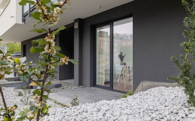 Modern Apartment in Kraków by Renters