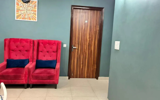 Qotel Hotel Church House Rohini Sector 15