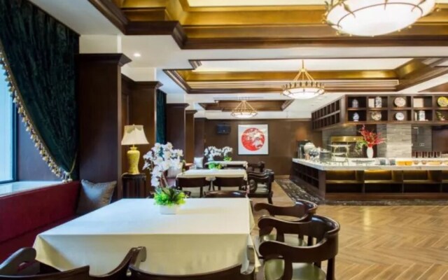 Atour Hotel