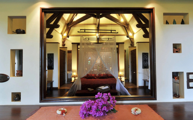 AMATAO Tropical Residence