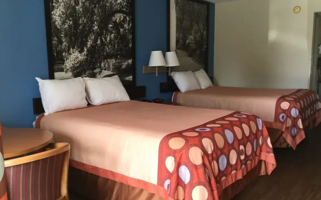 Super 8 Motel - Walterboro