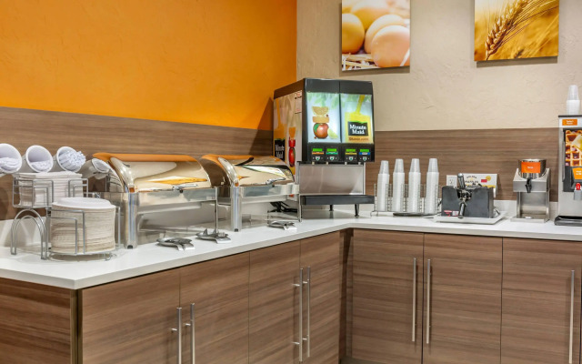 Comfort Suites Florence - Cincinnati South