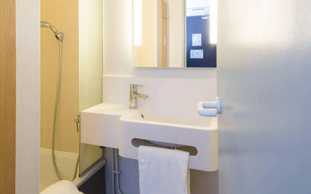 B&B HOTEL Bordeaux Mérignac HOTEL de Ville