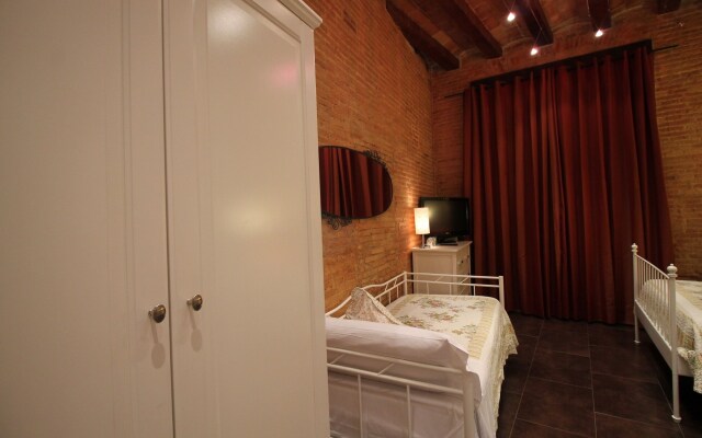 Hostal Orleans