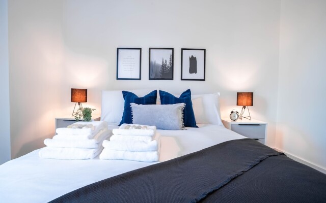 The Interchange Apartment by Opulent