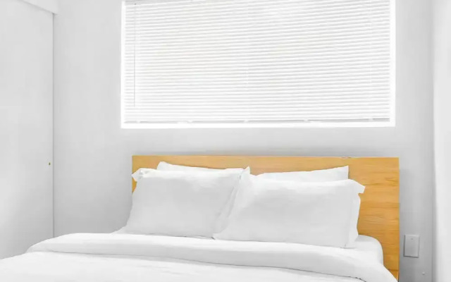 Seattle Cloud 2BR Prime Location