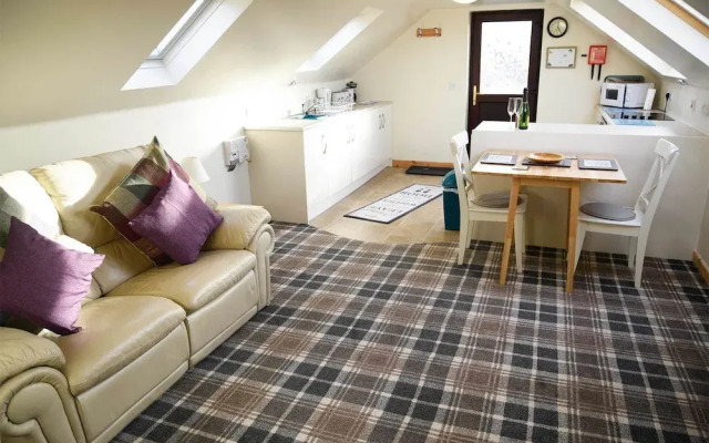 Skye Loft Apartment