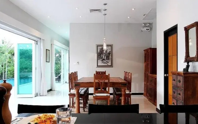 Byg Private Pool Villa @ Phuket Town