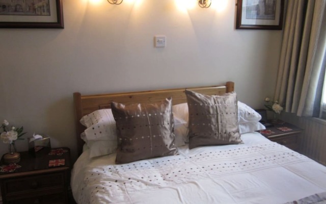 Bowen House - Guest house