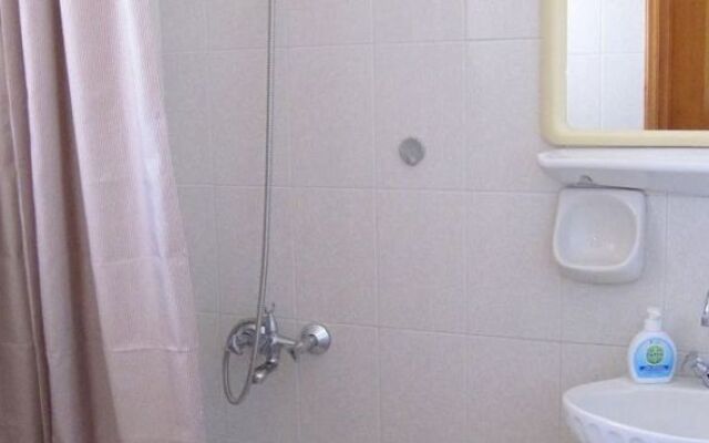 Marias Studios and Apartments