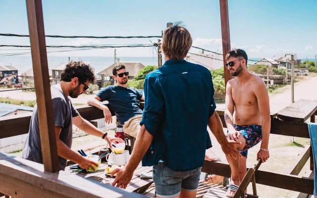 Mar de Fondo Hostel