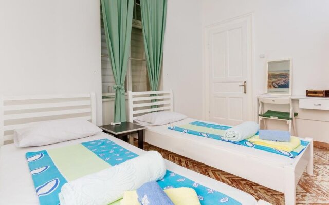 Riva Guesthouse