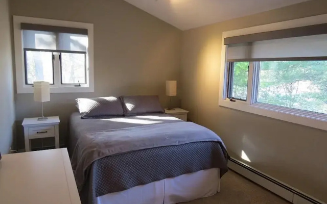44 Ethelma Drive - Two Bedroom House