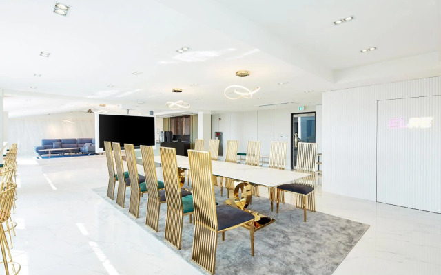 From H Elren Hotel Jeju Seogwipo